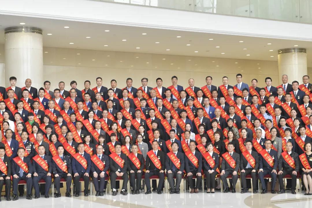 1557027511140575gDGt.jpg 2.jpg